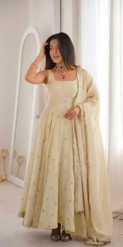 SRK 5325 Off White in Cosmos Embroidery Work & Lace Work Salwar Suit Gold. Available at ₹2099 only. Delivery 4-6 Working Days. Shop now. | Jump Suits, Straight Suits, Casual Suits, Creative suits, Designer Suits, Palazzo Suits, Party Wear Suits, Patiala Suits, Salwar suit