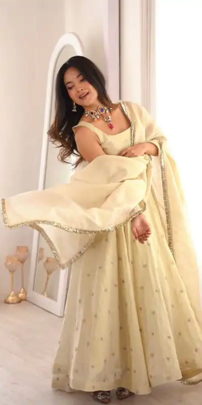 SRK 5325 Off White in Cosmos Embroidery Work & Lace Work Salwar Suit Gold. Available at ₹2099 only. Delivery 4-6 Working Days. Shop now. | Jump Suits, Straight Suits, Casual Suits, Creative suits, Designer Suits, Palazzo Suits, Party Wear Suits, Patiala Suits, Salwar suit