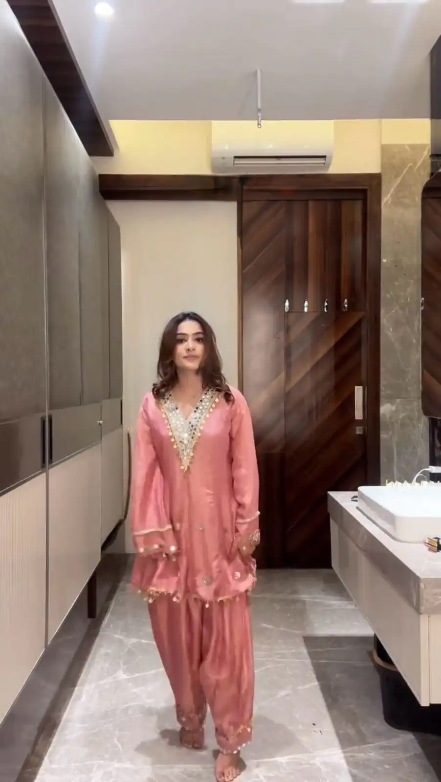 LG 2067 Peach Coss Moss Salwar Suit with Embroidery Work & Mirror Work. Affordable Price ₹2099. Delivery 4-6 Working Days. Shop now. | Jump Suits, Straight Suits, Casual Suits, Creative suits, Designer Suits, Palazzo Suits, Party Wear Suits, Patiala Suits, Salwar suit