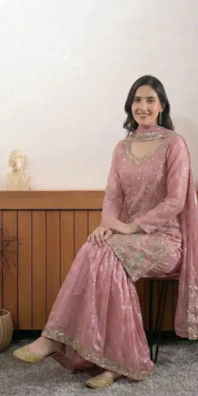 BE 440 Peach Fendy Salwar Suit With Embroidery Work & Bead Work. Exclusive Offer ₹2399. Delivery 4-6 Working Days. Shop now. | Jump Suits, Straight Suits, Casual Suits, Creative suits, Designer Suits, Palazzo Suits, Party Wear Suits, Patiala Suits, Salwar suit