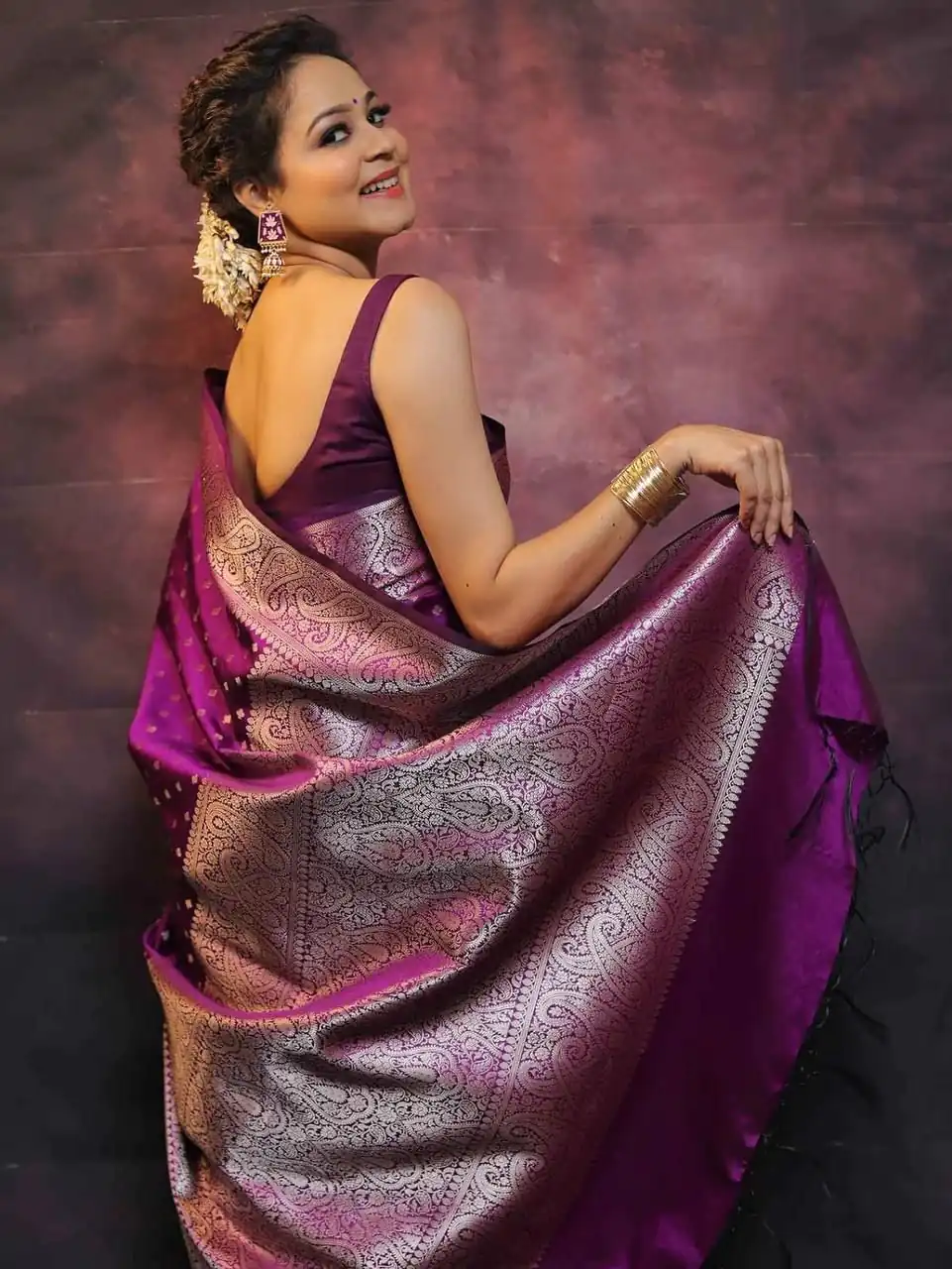 KPR 218 Purple in Soft Lichi Silk Lace Border & Lace Work Saree . Exclusive Offer ₹1349. Delivery 4-6 Working Days. Shop now. | Bollywood Sarees, Creative Sarees, Designer Sarees, Embroidered Sarees, Ethnic Saree, Modern Digital sarees, Party Wear Sarees, Sarees