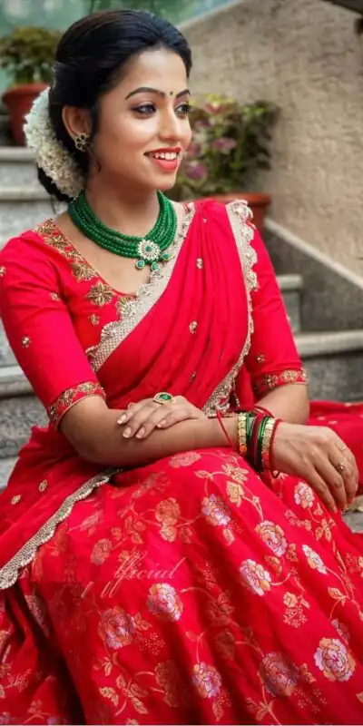 KT 165 Red Banarasi Jacquard Silk Lehenga Choli with Zari Work. Affordable Price ₹1974. Delivery 4-6 Working Days. Shop now. | Bollywood Lehenga, Creative Lehenga, Designer Lehenga, Embroidered Lehenga, Lehenga, Party Wear Lehenga