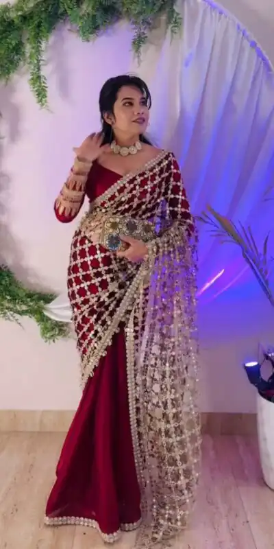 SRK 5322 Red Fendy Silk Saree with Lace Work & Mirror Work. Wedding, Party, Festive, Events, Festive Deal ₹2499. Delivery 4-6 Working Days. Shop now. | Bollywood Sarees, Creative Sarees, Designer Sarees, Embroidered Sarees, Ethnic Saree, Modern Digital sarees, Party Wear Sarees, Sarees