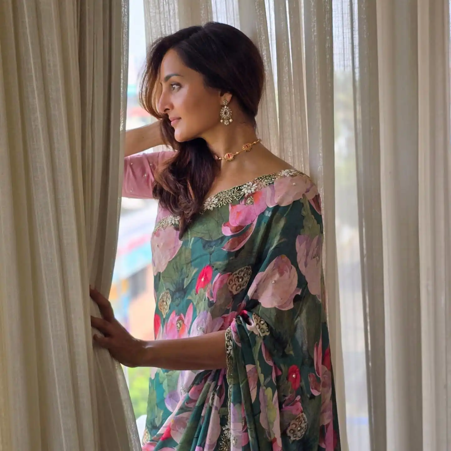 NC 5457 Teal Tebby Silk Saree Perfect for Wedding, Party, Ethnic Day, Durga Puja, Traditional Day – . Available at ₹2399 only. Delivery 4-6 Working Day | Bollywood Sarees, Creative Sarees, Designer Sarees, Embroidered Sarees, Ethnic Saree, Modern Digital sarees, Party Wear Sarees, Sarees