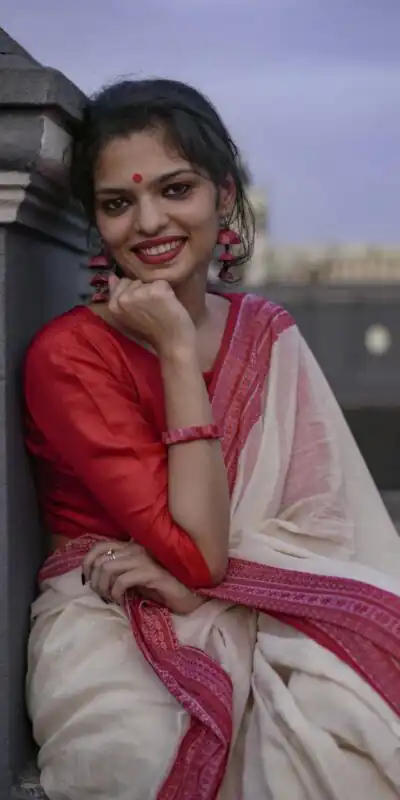 KPR 195 White Soft Lilan Slab Weaving Work Saree with Designer Work. Available at ₹1449 only. Delivery 4-6 Working Days. Shop now. | Bollywood Sarees, Creative Sarees, Designer Sarees, Embroidered Sarees, Ethnic Saree, Modern Digital sarees, Party Wear Sarees, Sarees