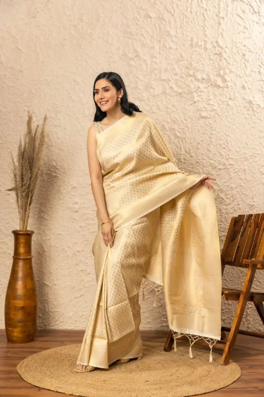 KPR 073 Off White Soft Lichi Silk Saree Perfect for Wedding, Party, Reception, Diwali, Ethnic Day – . Affordable Price ₹1299. Delivery 4-6 Working Days. | Bollywood Sarees, Creative Sarees, Designer Sarees, Embroidered Sarees, Ethnic Saree, Modern Digital sarees, Party Wear Sarees, Sarees