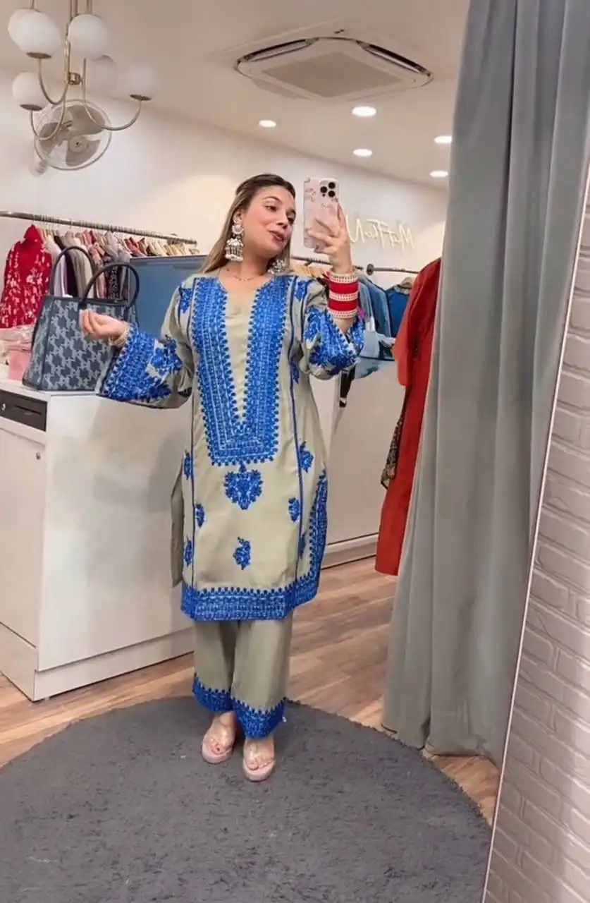 Blue Jam Cotton Embroidery Work Salwar Suit - Image 2