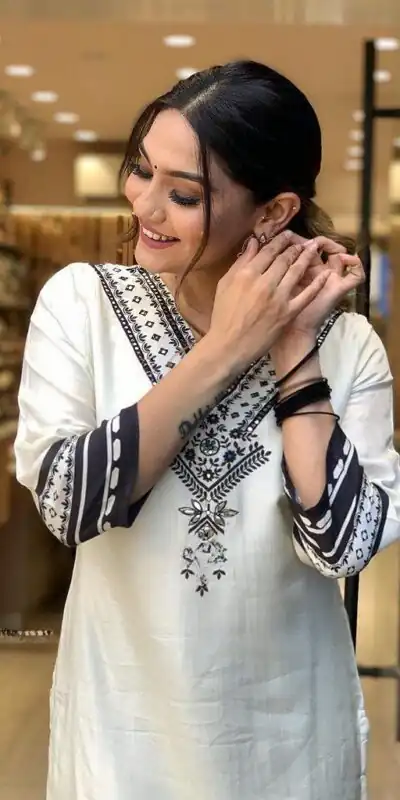 DC G20 White in Maslin Digital Print Salwar Suit . Wedding, Party, Festive, Events, Introductory Price ₹1549. Delivery 4-6 Working Days. Shop now. | Jump Suits, Straight Suits, Casual Suits, Creative suits, Designer Suits, Palazzo Suits, Party Wear Suits, Patiala Suits, Salwar suit