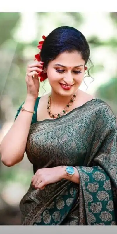 KP 4063 Green Soft Lichi Silk Saree with Lace Work & Lace Border. Affordable Price ₹1349. Delivery 4-6 Working Days. Shop now. | Bollywood Sarees, Creative Sarees, Designer Sarees, Embroidered Sarees, Ethnic Saree, Modern Digital sarees, Party Wear Sarees, Sarees