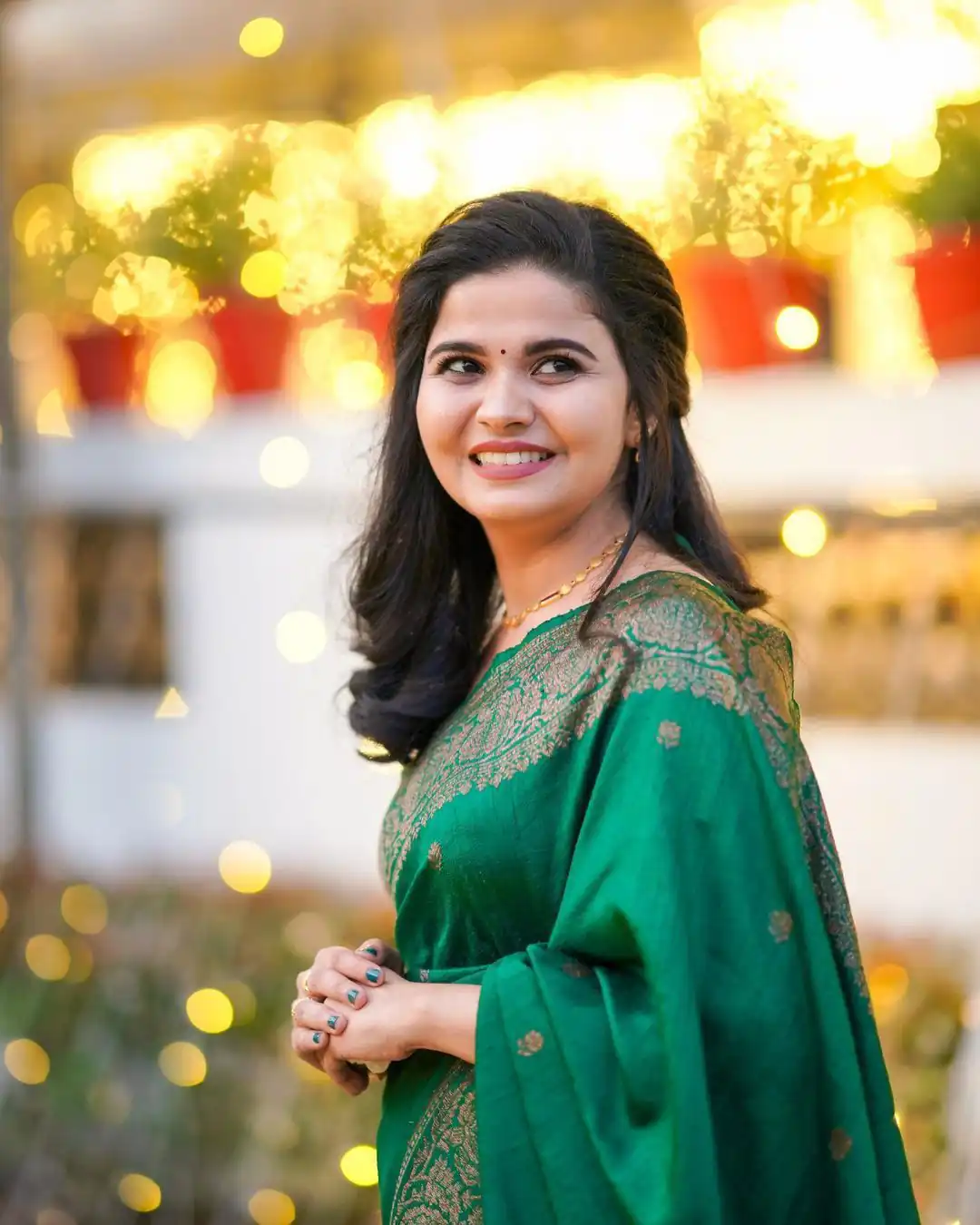 Green Lichi Silk Jacquard Work All Over Saree - Image 7