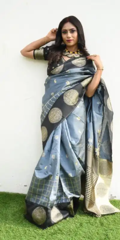 KPR 080 Grey Color Soft Lichi Silk Saree with Lace Border & Lace Work. Best Price ₹1449. Delivery 4-6 Working Days. Shop now. | Bollywood Sarees, Creative Sarees, Designer Sarees, Embroidered Sarees, Ethnic Saree, Modern Digital sarees, Party Wear Sarees, Sarees