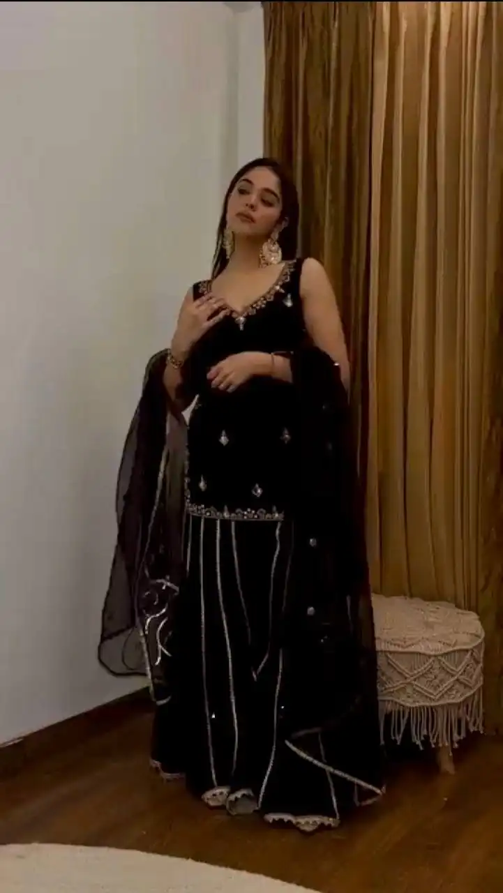 ST 230 Black Viscose Velvet Salwar Suit with Embroidery Work & Lace Work. Grab it for ₹2049. Delivery 4-6 Working Days. Shop now. | Jump Suits, Straight Suits, Casual Suits, Creative suits, Designer Suits, Palazzo Suits, Party Wear Suits, Patiala Suits, Salwar suit