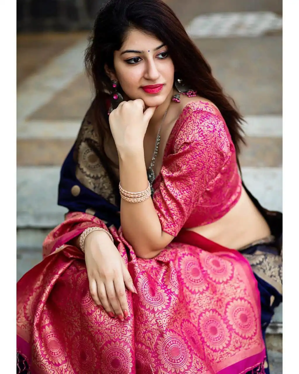 KPR 088 Navy Blue Color Soft Lichi Silk Saree with Lace Border & Lace Work. Best Price ₹1449. Delivery 4-6 Working Days. Shop now. | Bollywood Sarees, Creative Sarees, Designer Sarees, Embroidered Sarees, Ethnic Saree, Modern Digital sarees, Party Wear Sarees, Sarees