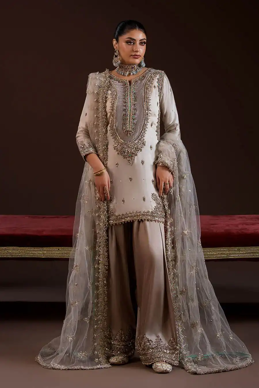 LG 2068 Off White Crape Silk Salwar Suit Perfect for Wedding, Party, Onam, Reception, Housewarming – . Grab it for ₹1999. Delivery 4-6 Working Day | Jump Suits, Straight Suits, Casual Suits, Creative suits, Designer Suits, Palazzo Suits, Party Wear Suits, Patiala Suits, Salwar suit