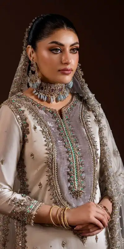 LG 2068 Off White Crape Silk Salwar Suit Perfect for Wedding, Party, Onam, Reception, Housewarming – . Grab it for ₹1999. Delivery 4-6 Working Day | Jump Suits, Straight Suits, Casual Suits, Creative suits, Designer Suits, Palazzo Suits, Party Wear Suits, Patiala Suits, Salwar suit