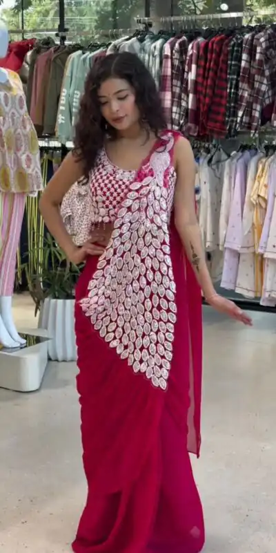 ST 1165 Pink Faux Georgette Saree with Embroidery Work & Sequins Work. Now at just ₹1799. Delivery 4-6 Working Days. Shop now. | Bollywood Sarees, Creative Sarees, Designer Sarees, Embroidered Sarees, Ethnic Saree, Modern Digital sarees, Party Wear Sarees, Sarees