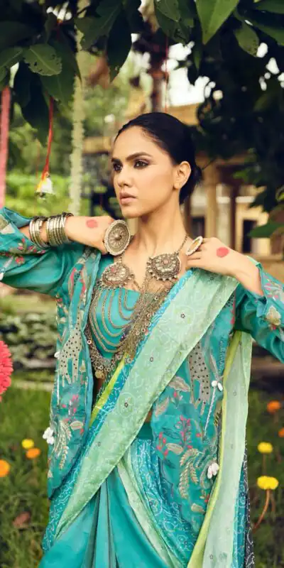 RR 34 Blue Shimmer Saree Perfect for Wedding, Party, Cultural Events, Durga Puja, Reception – . Best Price ₹2049. Delivery 4-6 Working Days. Shop now. | Bollywood Sarees, Creative Sarees, Designer Sarees, Embroidered Sarees, Ethnic Saree, Modern Digital sarees, Party Wear Sarees, Sarees