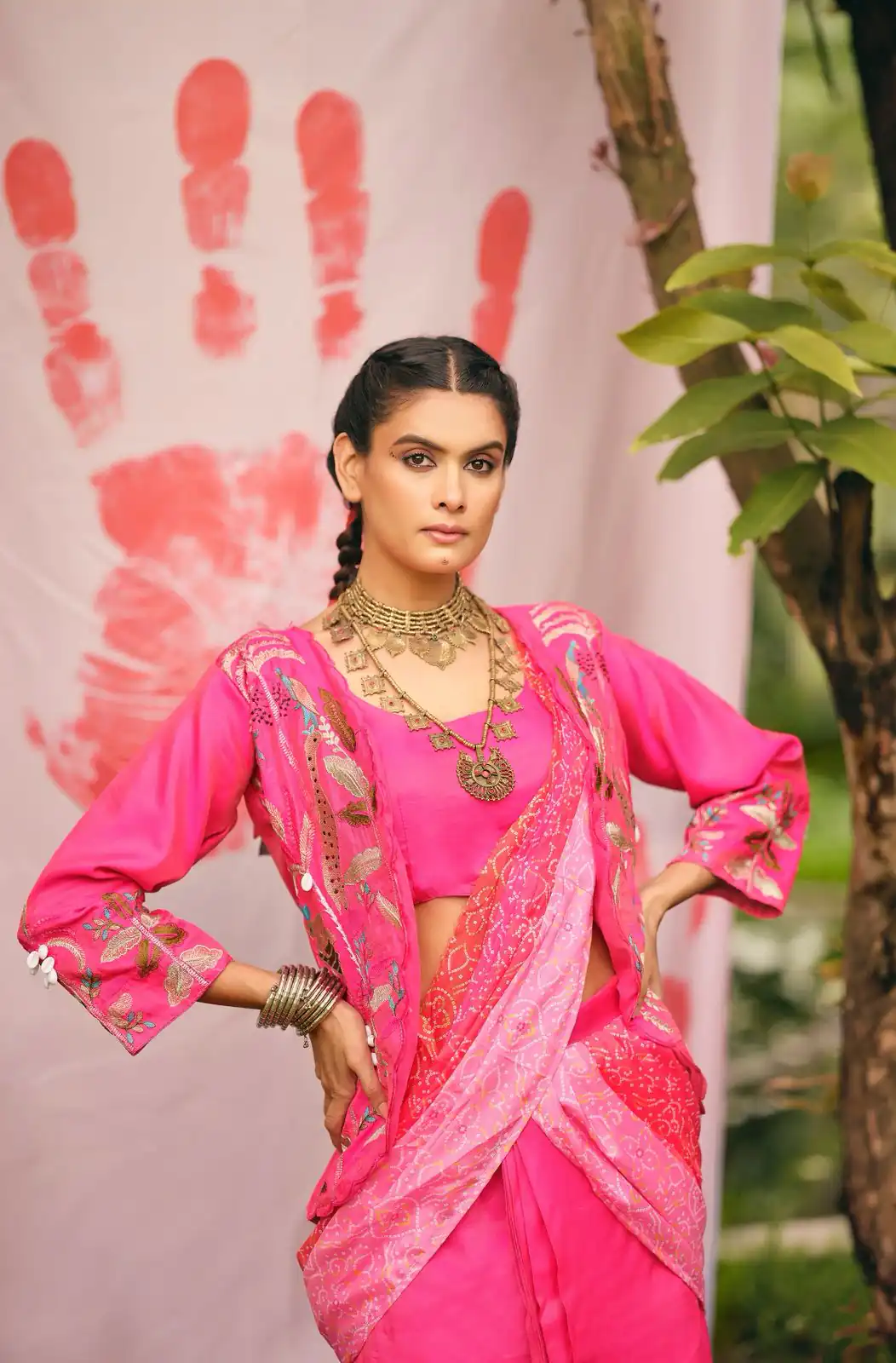 RR 34 Pink Shimmer Saree Perfect for Wedding, Party, Cultural Events, Durga Puja, Reception – . Best Price ₹2049. Delivery 4-6 Working Days. Shop now. | Bollywood Sarees, Creative Sarees, Designer Sarees, Embroidered Sarees, Ethnic Saree, Modern Digital sarees, Party Wear Sarees, Sarees