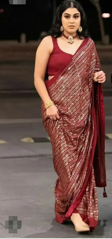 FB HM204 Red Georgette Saree Perfect for Wedding, Party, Reception, Holi, Cultural Events –. Affordable Price ₹1999. Delivery 4-6 Working Days. Shop | Bollywood Sarees, Creative Sarees, Designer Sarees, Embroidered Sarees, Ethnic Saree, Modern Digital sarees, Party Wear Sarees, Sarees