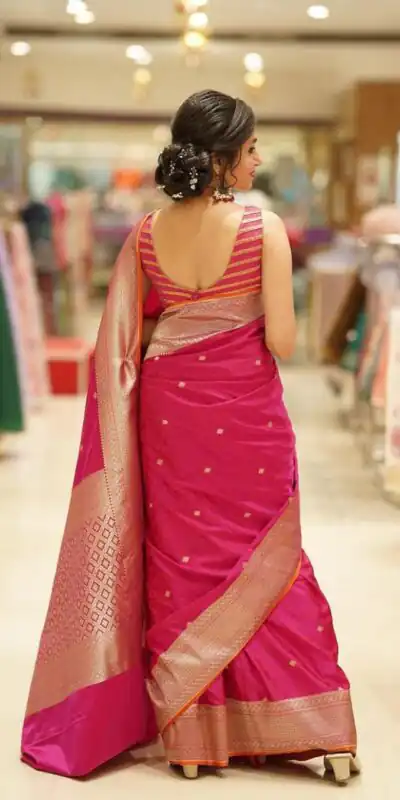 ES 8264 Red Color Soft Lichi Silk Saree with Lace Border & Lace Work. Best Price ₹1349. Delivery 4-6 Working Days. Shop now. | Bollywood Sarees, Creative Sarees, Designer Sarees, Embroidered Sarees, Ethnic Saree, Modern Digital sarees, Party Wear Sarees, Sarees