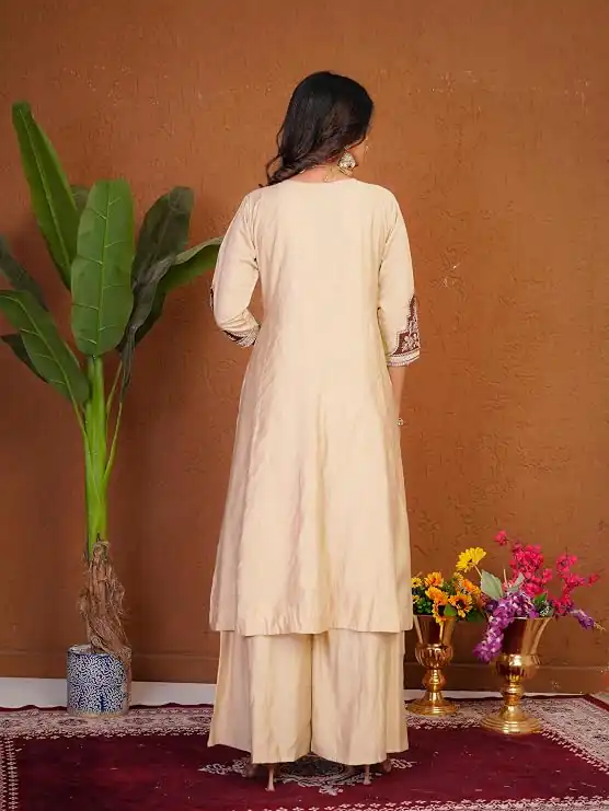 Shiny Cream Roman Silk Thread Work Salwar Suit - Image 6