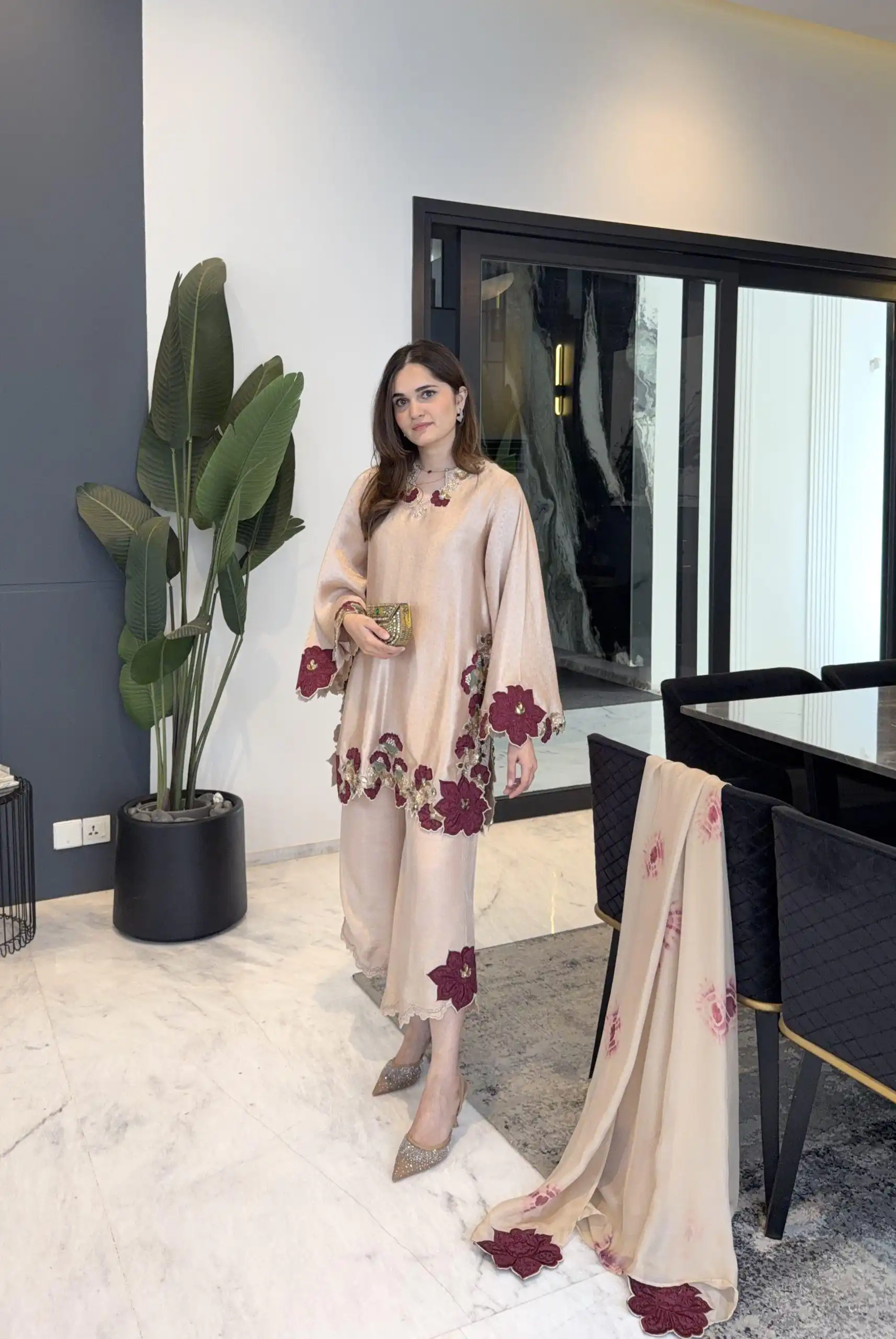 Shiny Light Pink Roman Glass Embroidery Work Salwar Suit - Image 3