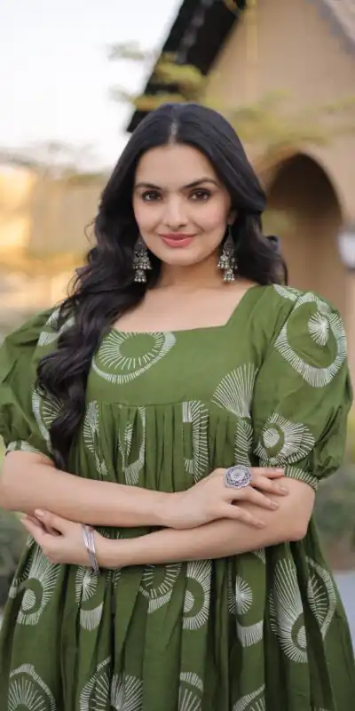 KA 1249 Green Color Cotton Kurti with Printed Designer Work. Exclusive Offer ₹1519. Delivery 4-6 Working Days. Online Shop now. | Bollywood Kurti, Creative Kurtis, Designer Kurti, Kurti, Party Wear Kurti, Selfie Kurti