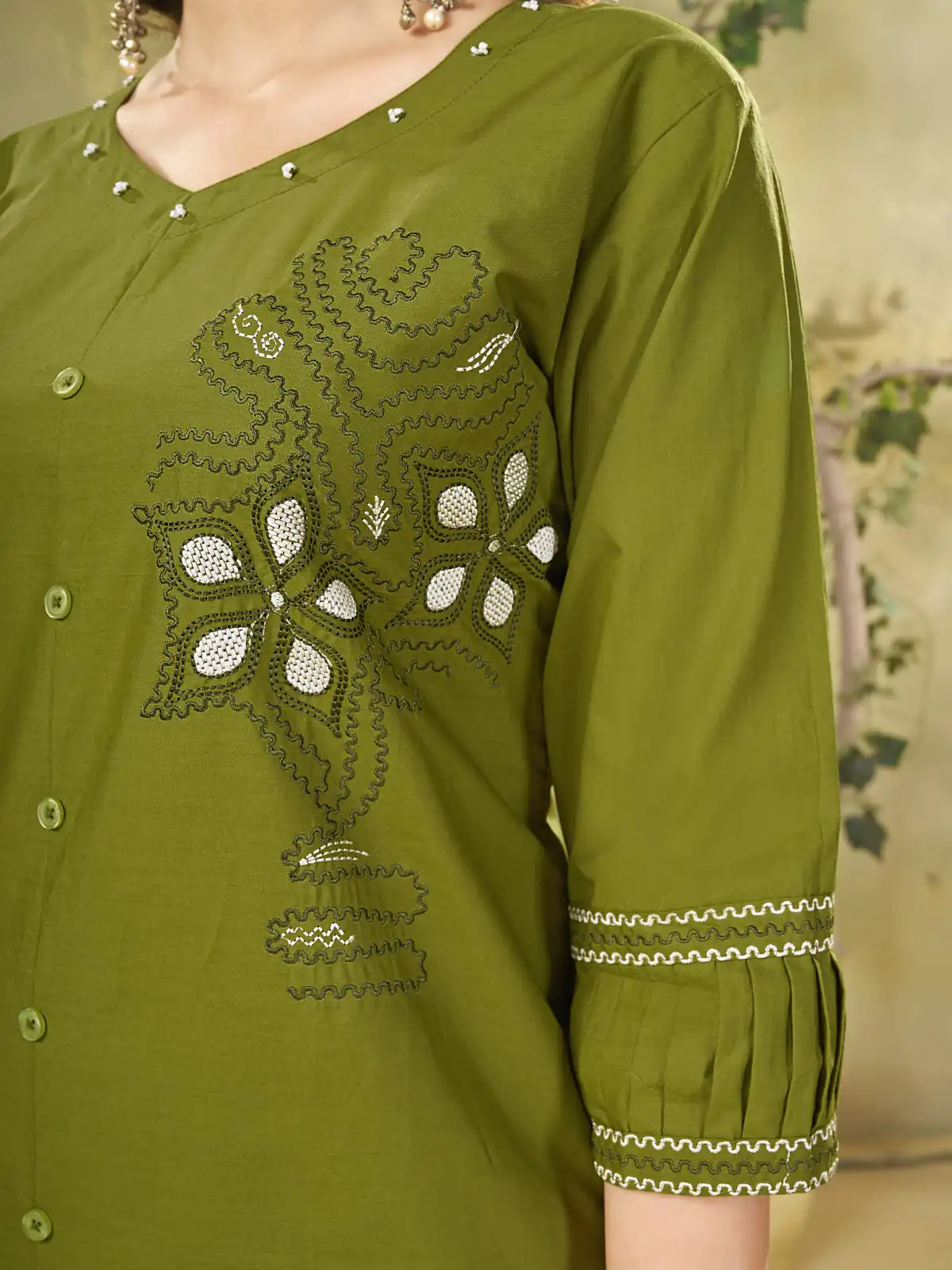 DIVA 162 Green Color Cotton Kurti with Printed Designer Work. Exclusive Offer ₹1749. Delivery 4-6 Working Days. Online Shop now. | Bollywood Kurti, Creative Kurtis, Designer Kurti, Kurti, Party Wear Kurti, Selfie Kurti