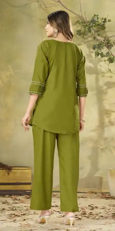 DIVA 162 Green Color Cotton Kurti with Printed Designer Work. Exclusive Offer ₹1749. Delivery 4-6 Working Days. Online Shop now. | Bollywood Kurti, Creative Kurtis, Designer Kurti, Kurti, Party Wear Kurti, Selfie Kurti