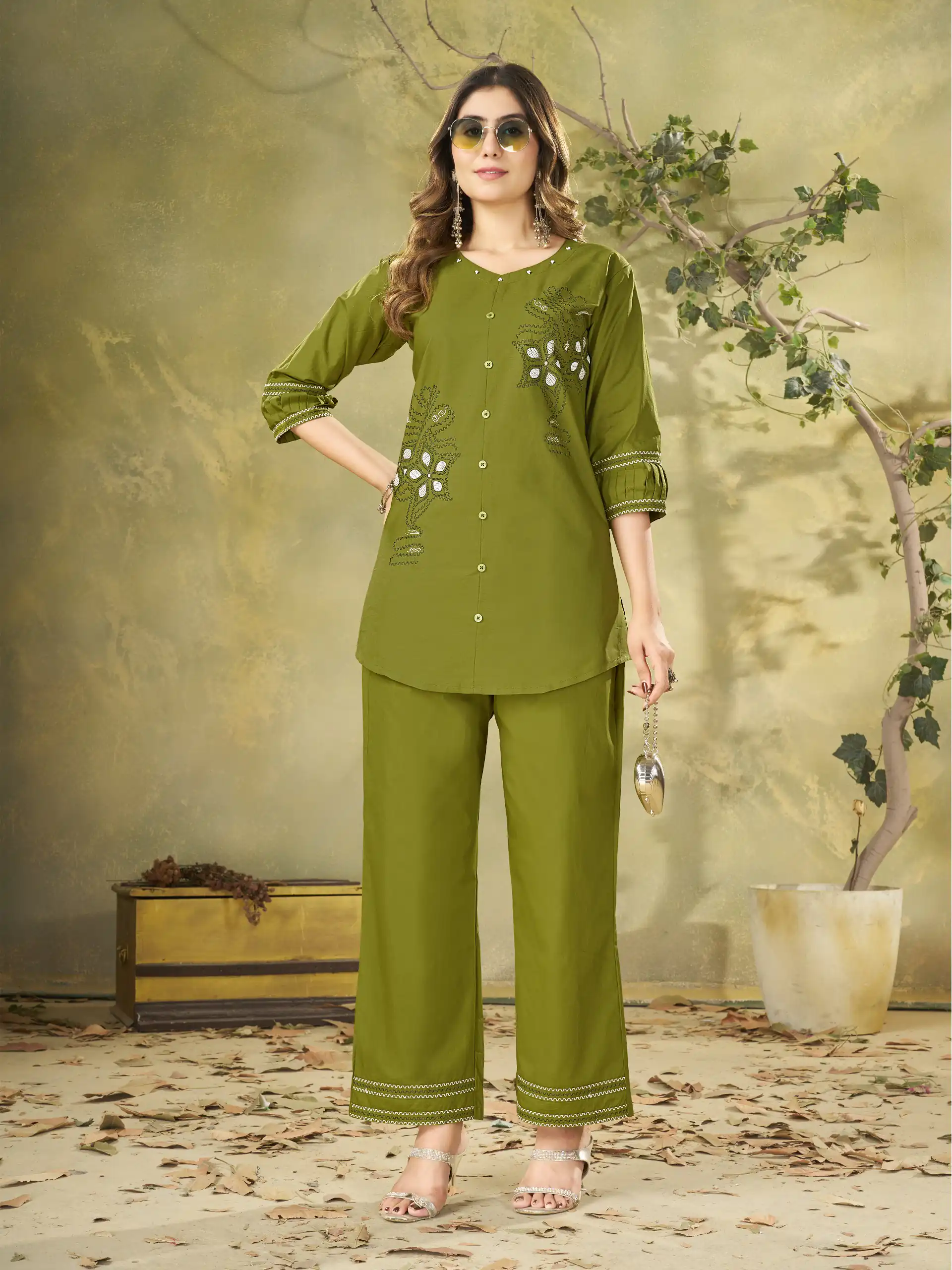 DIVA 162 Green Color Cotton Kurti with Printed Designer Work. Exclusive Offer ₹1749. Delivery 4-6 Working Days. Online Shop now. | Bollywood Kurti, Creative Kurtis, Designer Kurti, Kurti, Party Wear Kurti, Selfie Kurti