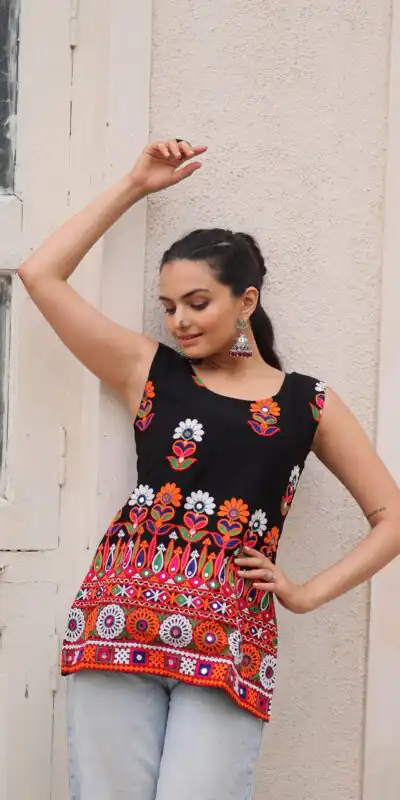 KA 1196 Black Georgette Kurti with Gamthi Work.Wedding, Party, Festive, Events, Exclusive Offer ₹1469. Delivery 4-6 Working Days. Shop now. | Bollywood Kurti, Creative Kurtis, Designer Kurti, Kurti, Party Wear Kurti, Selfie Kurti