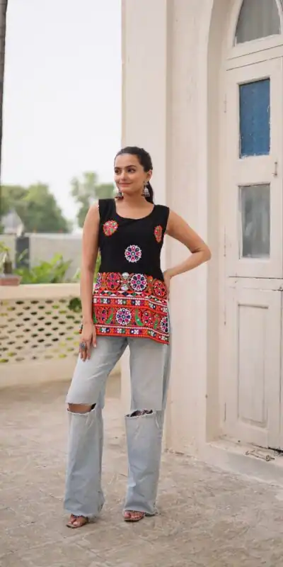 KA 1196 Black Georgette Kurti with Gamthi Work.Wedding, Party, Festive, Events, Exclusive Offer ₹1469. Delivery 4-6 Working Days. Shop now. | Bollywood Kurti, Creative Kurtis, Designer Kurti, Kurti, Party Wear Kurti, Selfie Kurti
