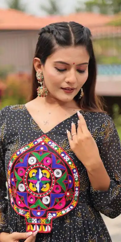 Ram 121 Black Color Faux Georgette Gown with Mirror Work. Wedding, Party, Festive, Events Get it for ₹1549. Delivery 4-6 Working Days.Online Shop now. | Bollywood Gowns, Creative Gowns, Designer Gowns, Embroidered Gowns, Gowns, Party Wear Gowns