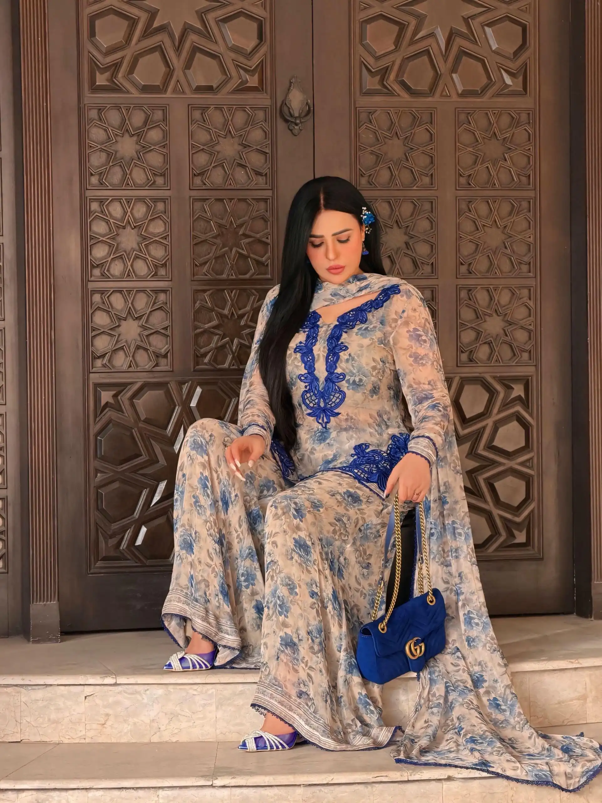 SRK 5352 Cream Faux Georgette Salwar Suit with Designer Work. Affordable Price ₹2049. Delivery 4-6 Working Days. Shop now. | Jump Suits, Straight Suits, Casual Suits, Creative suits, Designer Suits, Palazzo Suits, Party Wear Suits, Patiala Suits, Salwar suit