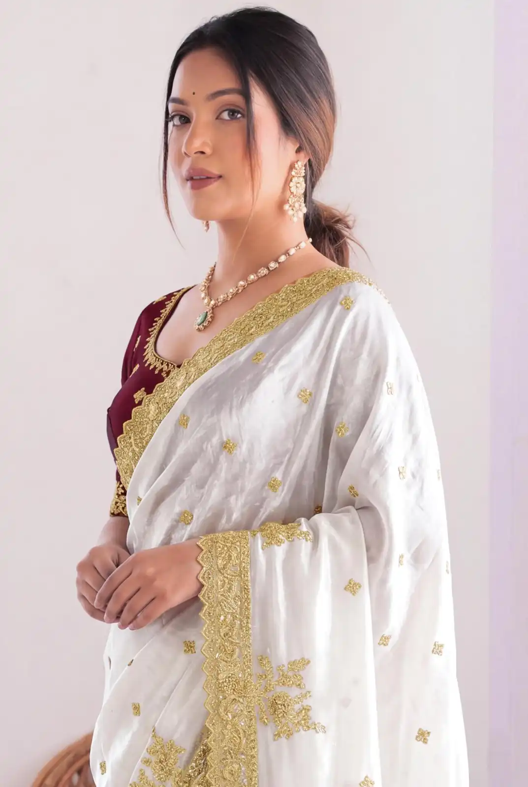 JR 666 White Fendy Satin Saree Perfect for Wedding, Party, Durga Puja, Raksha Bandhan, Sangeet – . Festive Deal ₹1949. Delivery 4-6 Working Days. | Bollywood Sarees, Creative Sarees, Designer Sarees, Embroidered Sarees, Ethnic Saree, Modern Digital sarees, Party Wear Sarees, Sarees
