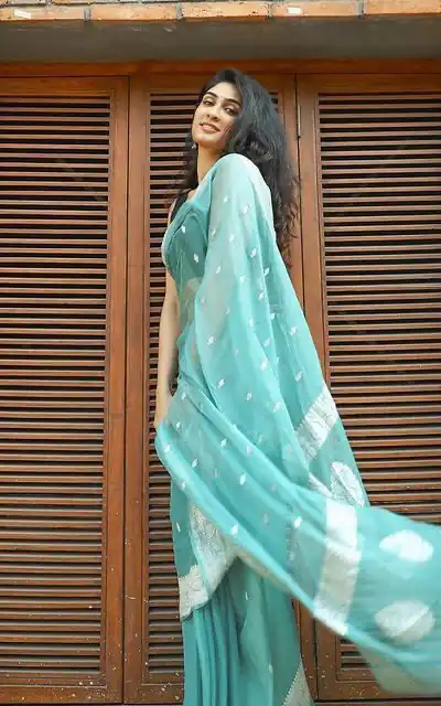 KPR 120 Sea Green Soft Lilan Slab Saree Perfect for Wedding, Party, Lohri, Durga Puja, Pongal – . Get it for ₹1349. Delivery 4-6 Working Days. Shop now. | Bollywood Sarees, Creative Sarees, Designer Sarees, Embroidered Sarees, Ethnic Saree, Modern Digital sarees, Party Wear Sarees, Sarees
