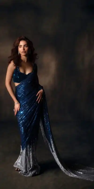 JR 636 Blue Color Georgette Saree with Embroidery Work & Lace Work. Special Price ₹1899. Delivery 4-6 Working Days. Shop now. | Bollywood Sarees, Creative Sarees, Designer Sarees, Embroidered Sarees, Ethnic Saree, Modern Digital sarees, Party Wear Sarees, Sarees