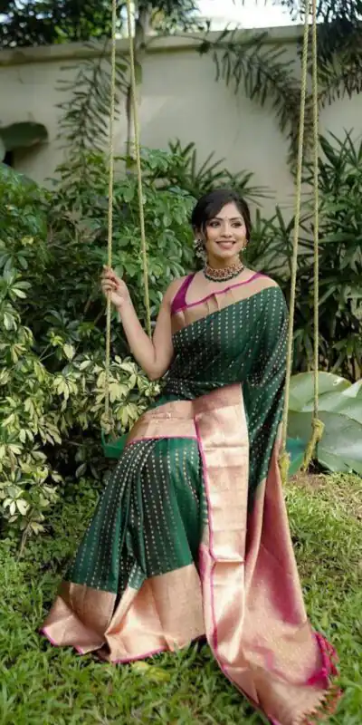 KPR 6047 Green in Soft Lichi Silk Jacquard Work Designer Work Saree . Exclusive Offer ₹1449. Delivery 4-6 Working Days. Shop now. | Bollywood Sarees, Creative Sarees, Designer Sarees, Embroidered Sarees, Ethnic Saree, Modern Digital sarees, Party Wear Sarees, Sarees