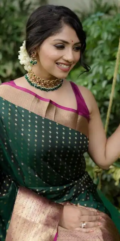 KPR 6047 Green in Soft Lichi Silk Jacquard Work Designer Work Saree . Exclusive Offer ₹1449. Delivery 4-6 Working Days. Shop now. | Bollywood Sarees, Creative Sarees, Designer Sarees, Embroidered Sarees, Ethnic Saree, Modern Digital sarees, Party Wear Sarees, Sarees