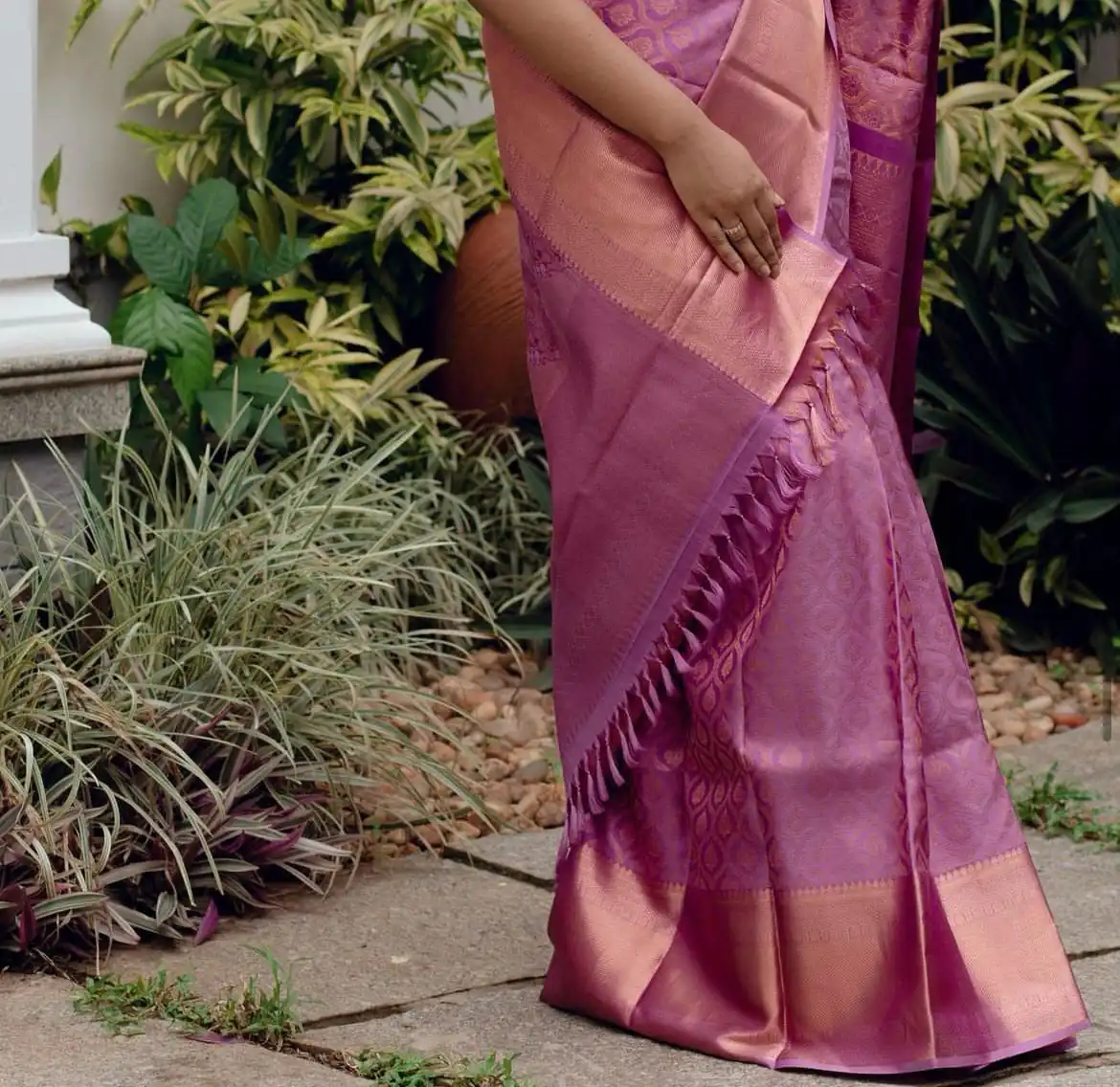 KPR 301 Pink in Soft Lichi Silk Jacquard Work Designer Work Saree . Exclusive Offer ₹1349. Delivery 4-6 Working Days. Shop now. | Bollywood Sarees, Creative Sarees, Designer Sarees, Embroidered Sarees, Ethnic Saree, Modern Digital sarees, Party Wear Sarees, Sarees