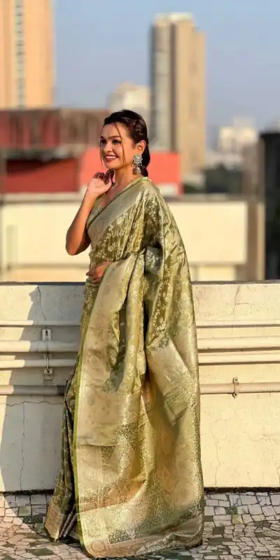 KPR 290 Green in Soft Lichi Silk Jacquard Work Designer Work Saree . Exclusive Offer ₹1349. Delivery 4-6 Working Days. Shop now. | Bollywood Sarees, Creative Sarees, Designer Sarees, Embroidered Sarees, Ethnic Saree, Modern Digital sarees, Party Wear Sarees, Sarees