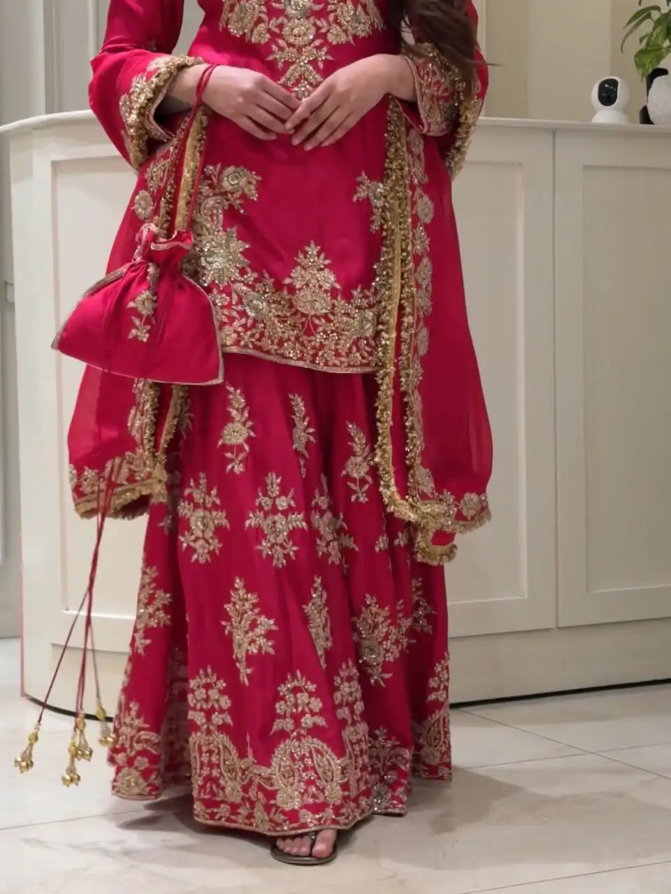 Aglow Pink Chinon Silk Embroidery Work Salwar Suit - Image 3