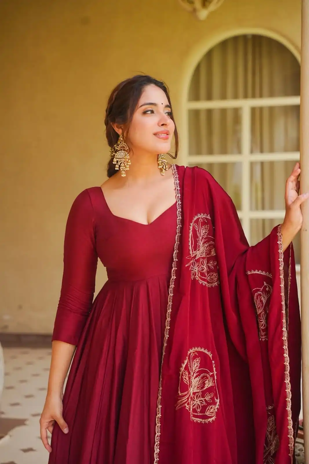 Glowing Maroon Roman Silk Embroidery Work Anarkali Suit - Image 5