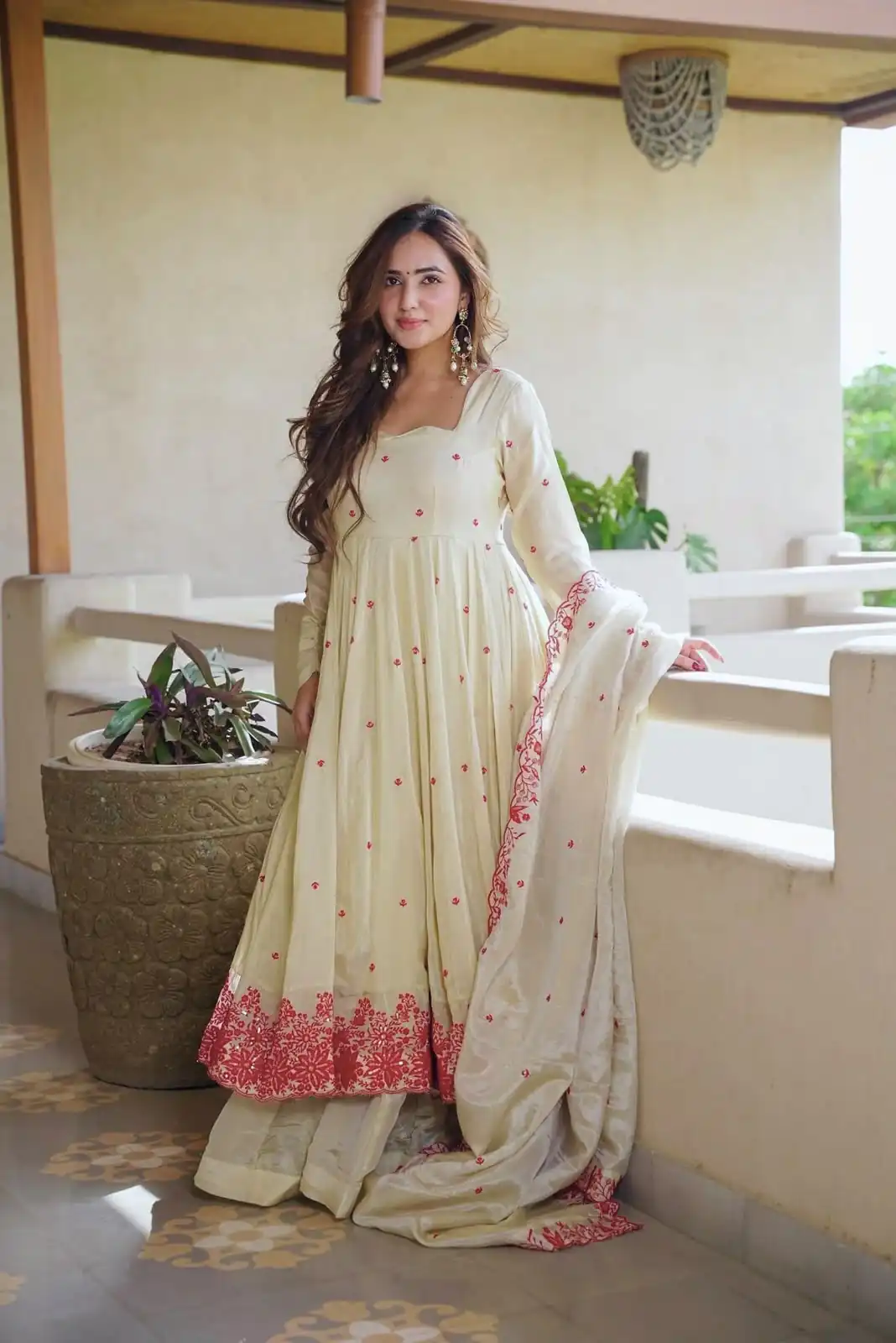Nice Off White Dimond Silk Embroider Work Salwar Suit