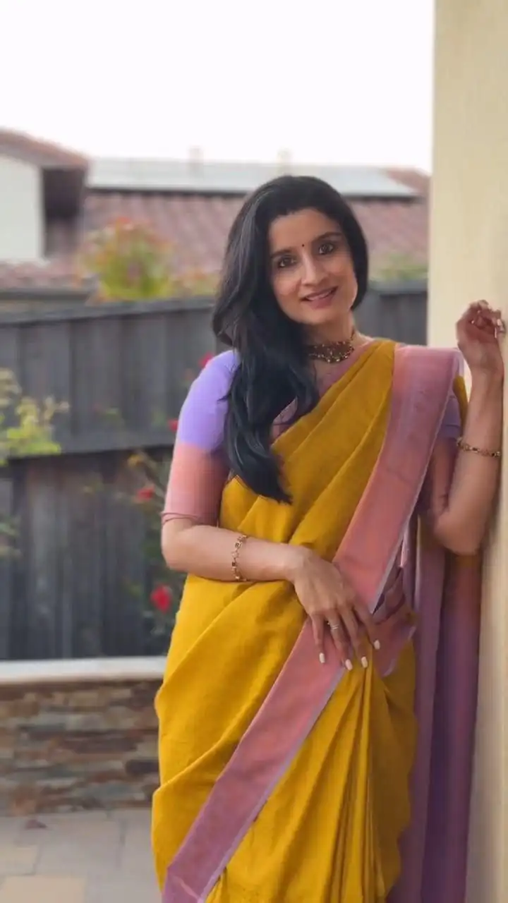 Shiny Mustered Lichi Silk Jacquard Work Saree