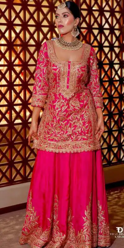 Alternative view of Simple Pink Chinon Silk Embroidery Work Salwar Suit
