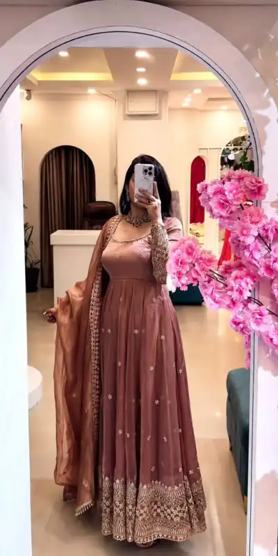 Alternative view of Stunning Peach Crunchy Silk Embroider Work Gown
