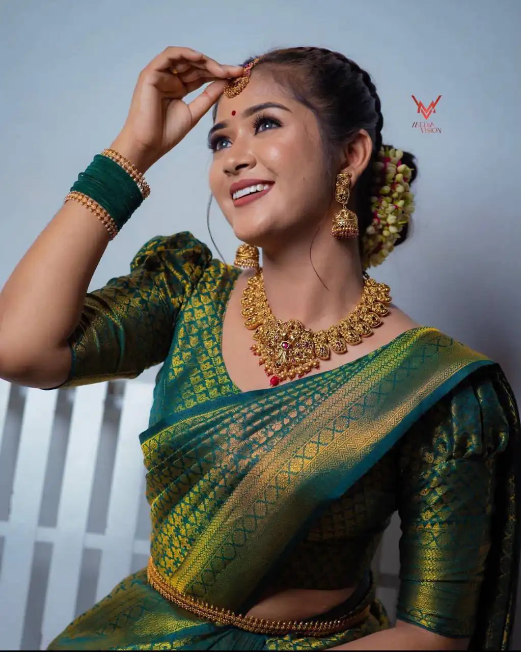 KPR 153 Green Color Soft Lichi Silk Saree with Jacquard Work. Best Price ₹1349. Delivery 4-6 Working Days. Online Shop now. | Bollywood Sarees, Creative Sarees, Designer Sarees, Embroidered Sarees, Ethnic Saree, Modern Digital sarees, Party Wear Sarees, Sarees