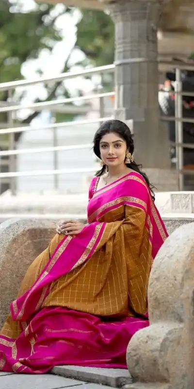 KPR 287 Mustered Color Yellow Soft Lichi Silk Saree with Jacquard Work. Best Price ₹1449. Delivery 4-6 Working Days. Shop now. | Bollywood Sarees, Creative Sarees, Designer Sarees, Embroidered Sarees, Ethnic Saree, Modern Digital sarees, Party Wear Sarees, Sarees