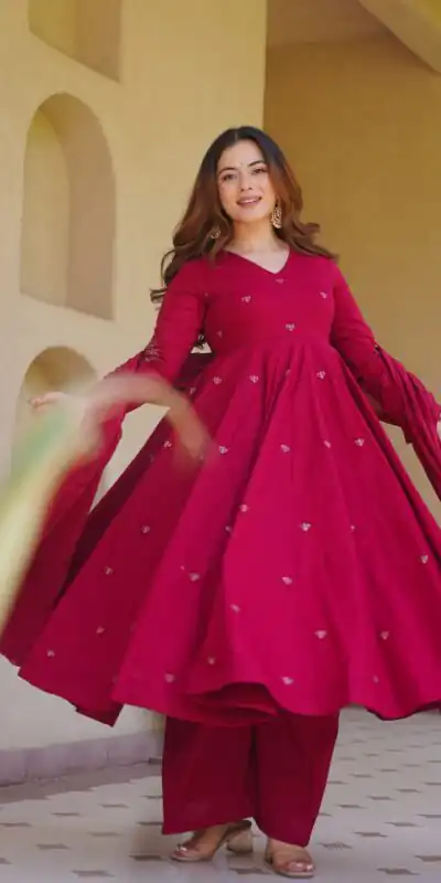 PNF 1292 Pink erfect for Wedding, Party, Temple Visit, Makar Sankranti, Housewarming – Affordable Price ₹2399. Delivery 4-6 Work | Anarkali Suits, Bollywood Anarkali, Creative-Anarkali, Designer Anarkali, Embroidered Anarkali, Party Wear Anarkali, Salwar suit